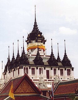 Wat Ratchanaddaram School